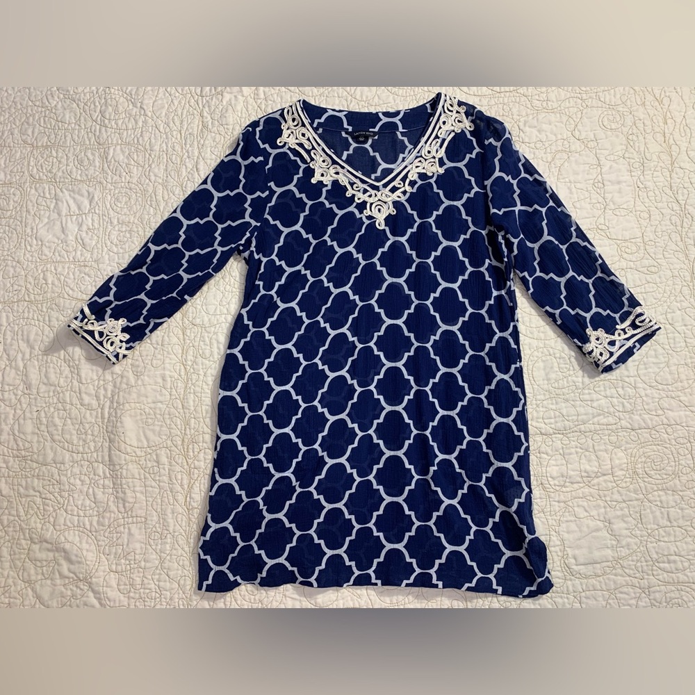 LANDS END TUNIC BLUE&WHITE V NECK LONG SLEEVE EMBROIDERY DETAIL CLASSY MP